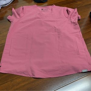 Figs maternity Quartz scrub top